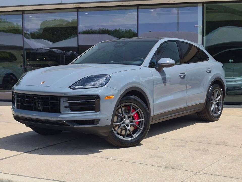 2026 PORSCHE Cayenne