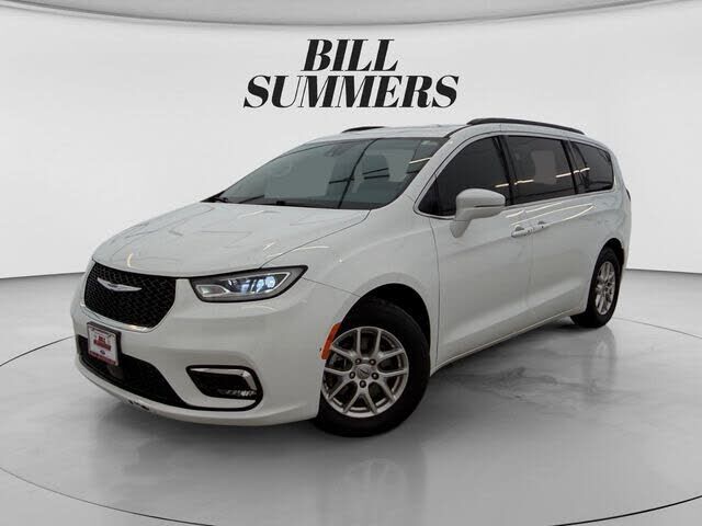 2022 CHRYSLER Pacifica