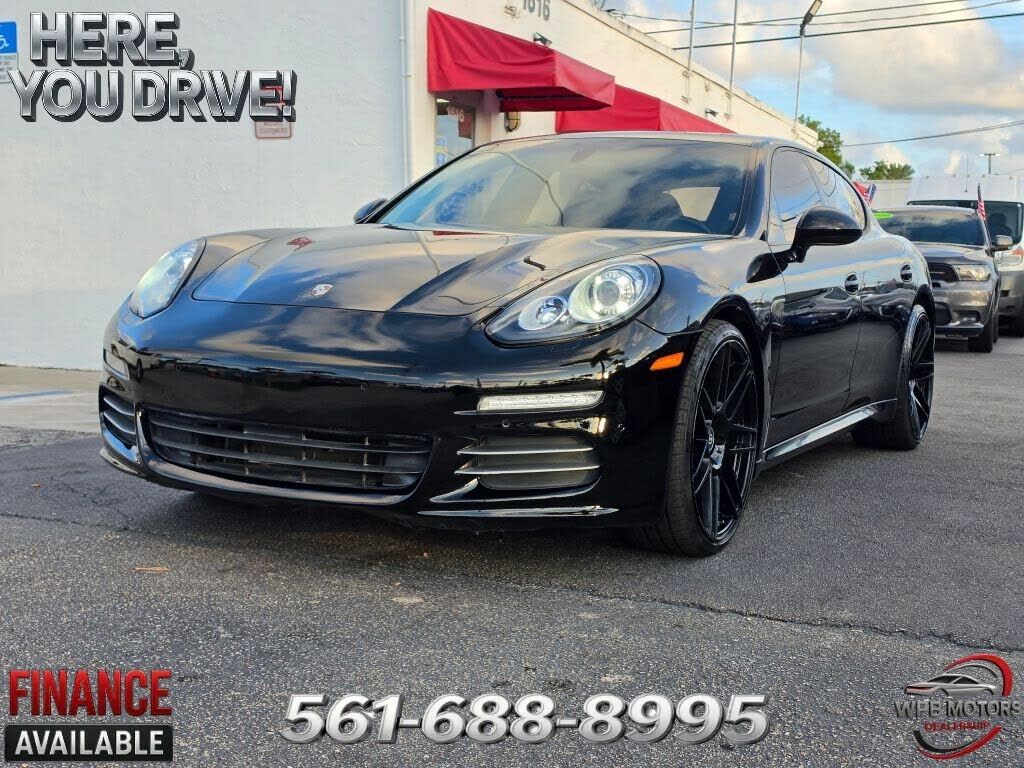 2014 PORSCHE Panamera