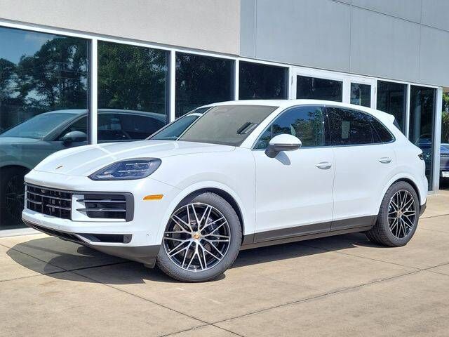 2026 PORSCHE Cayenne