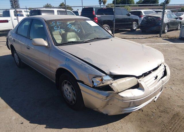 1997 TOYOTA Camry