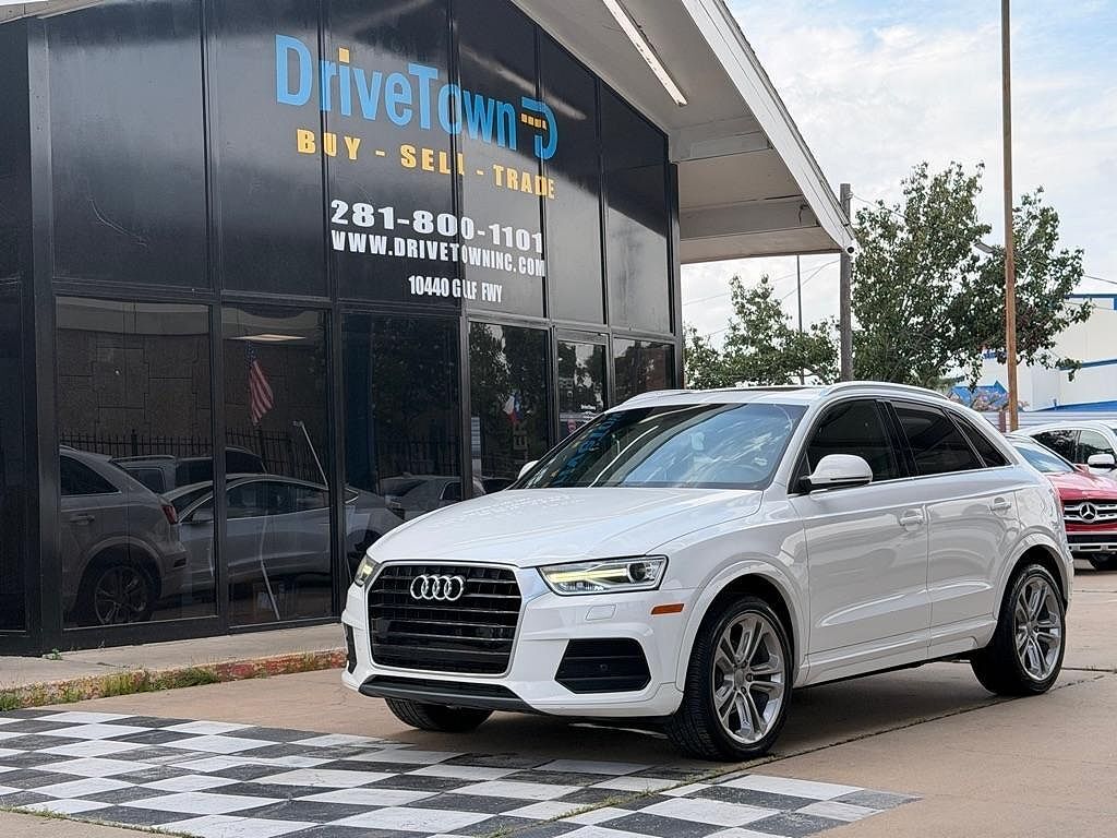 2017 AUDI Q3