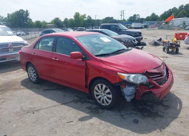2013 TOYOTA Corolla