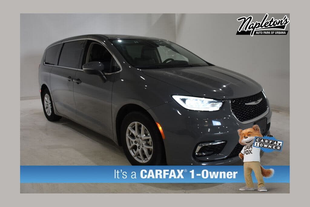 2023 CHRYSLER Pacifica