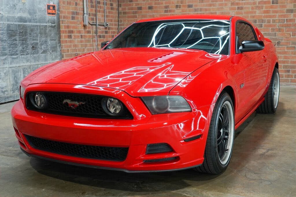 2013 FORD Mustang