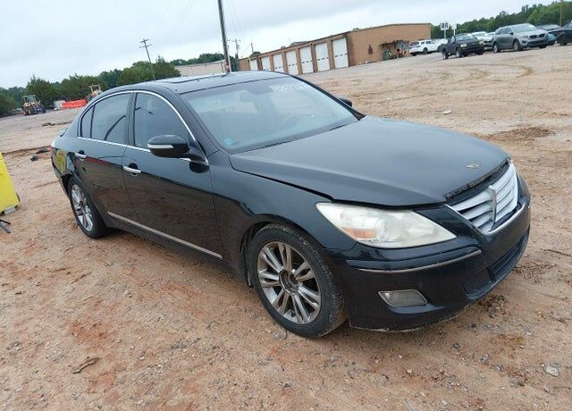 2011 HYUNDAI Genesis