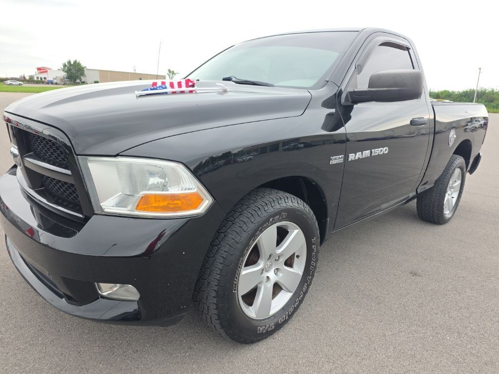 2012 DODGE Ram
