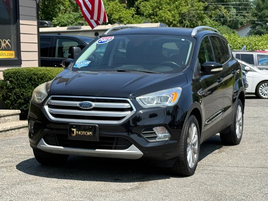 2017 FORD Escape