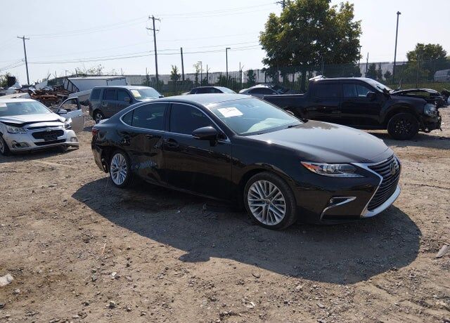 2016 LEXUS ES
