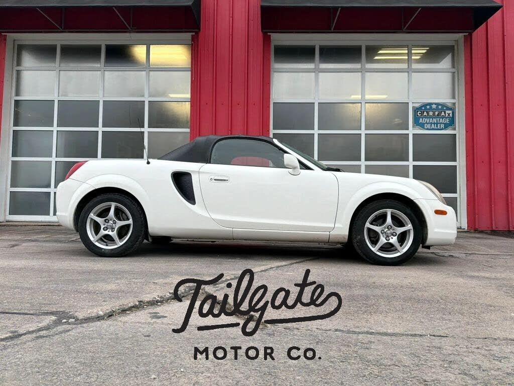 2002 TOYOTA MR2
