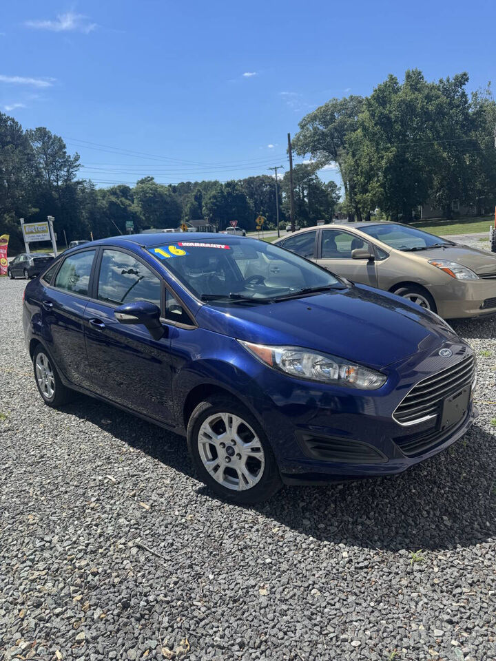 2016 FORD Fiesta