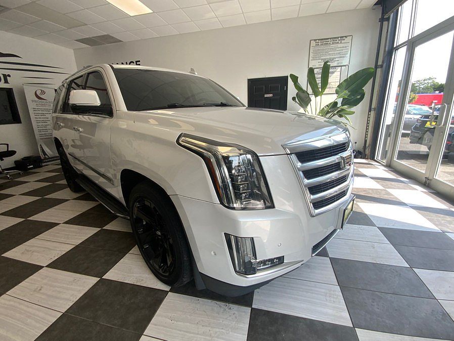 2019 CADILLAC Escalade
