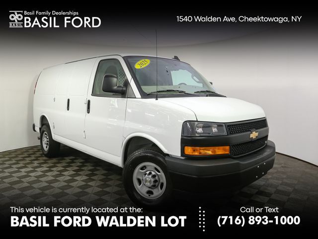 2025 CHEVROLET Express