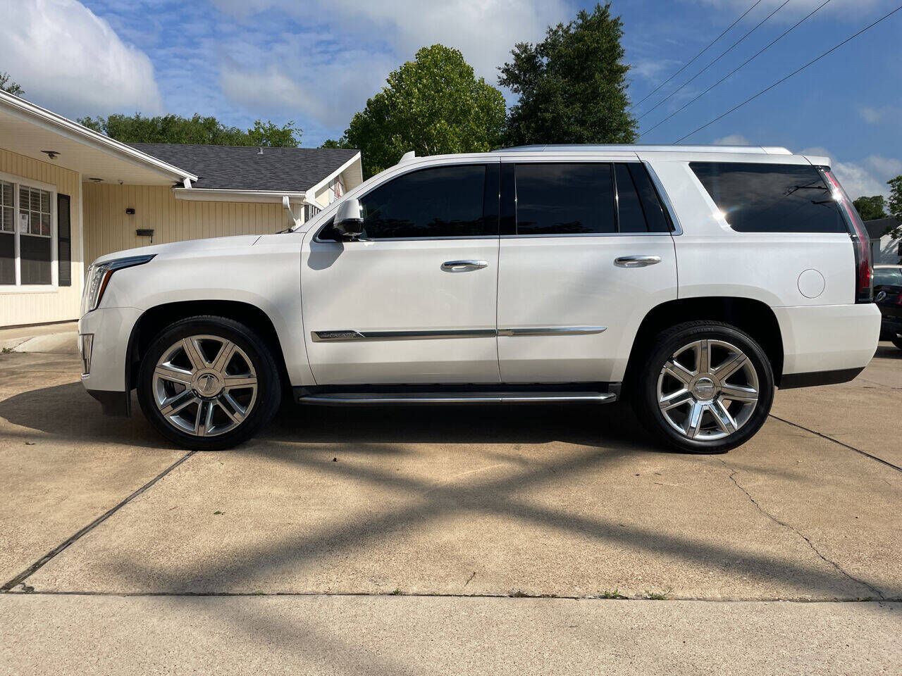 2016 CADILLAC Escalade