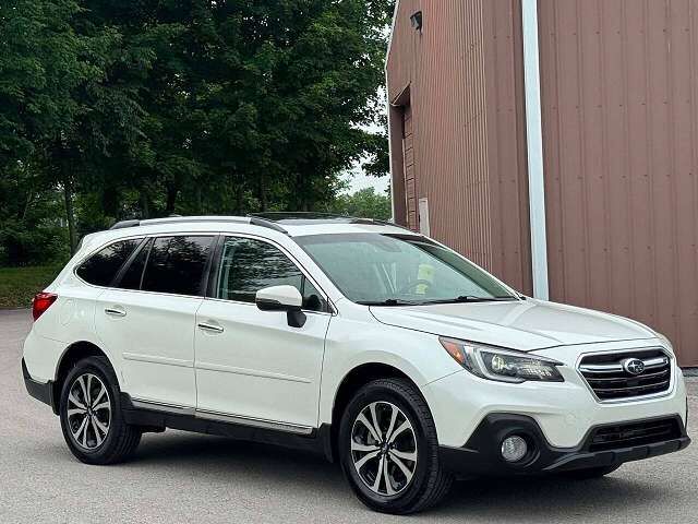 2018 SUBARU Outback