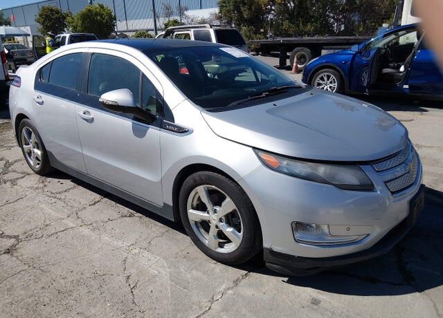 2011 CHEVROLET Volt