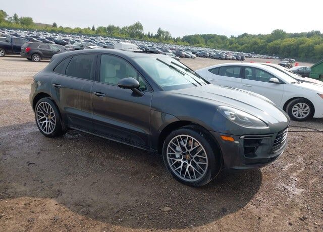2021 PORSCHE Macan