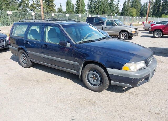 1998 VOLVO V70