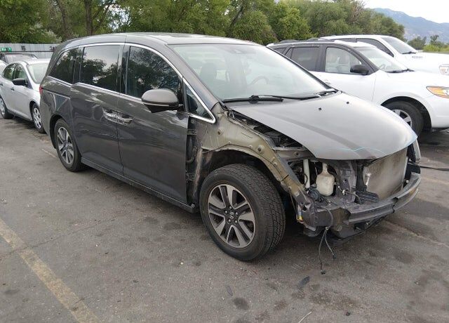 2015 HONDA Odyssey
