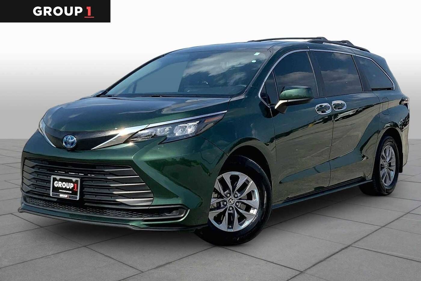 2025 TOYOTA Sienna
