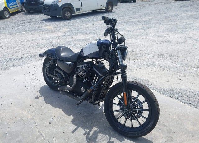 2012 HARLEY DAVIDSON Iron883