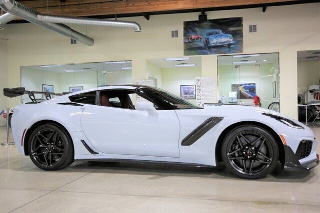 2019 CHEVROLET Corvette