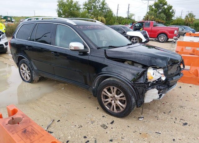 2013 VOLVO XC90
