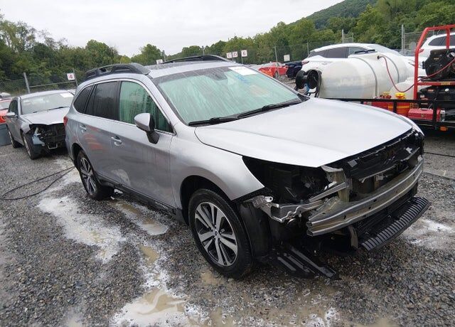 2018 SUBARU Outback