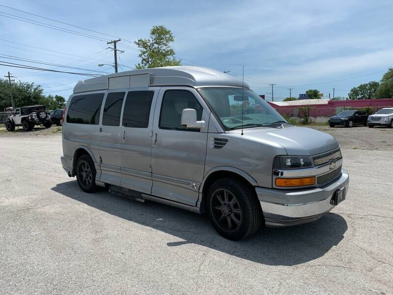 2010 CHEVROLET Express