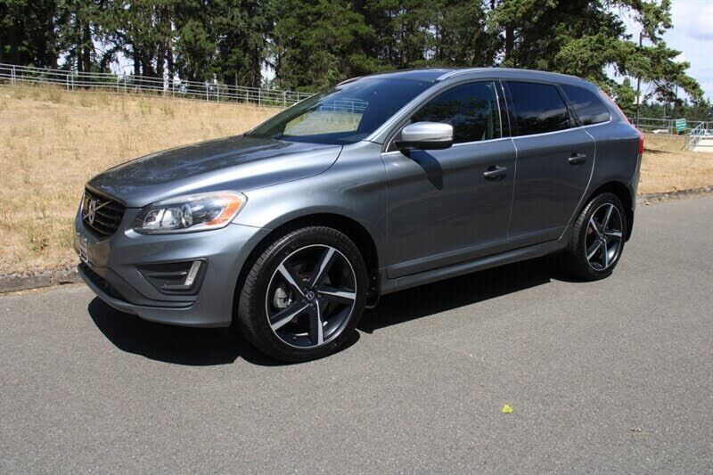 2016 VOLVO XC60