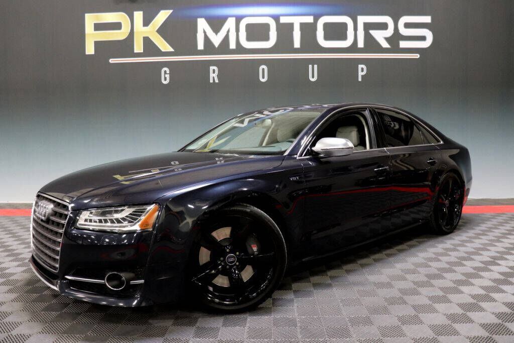 2015 AUDI S8