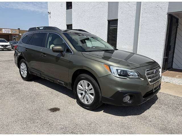 2017 SUBARU Outback
