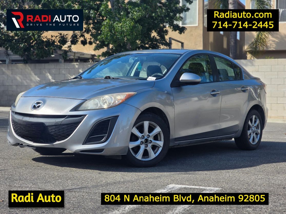2011 MAZDA Mazda3