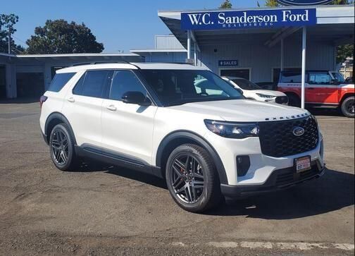 2025 FORD Explorer