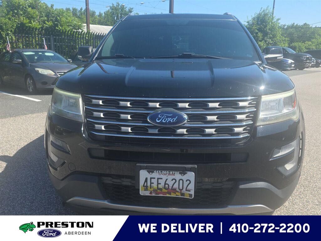 2017 FORD Explorer