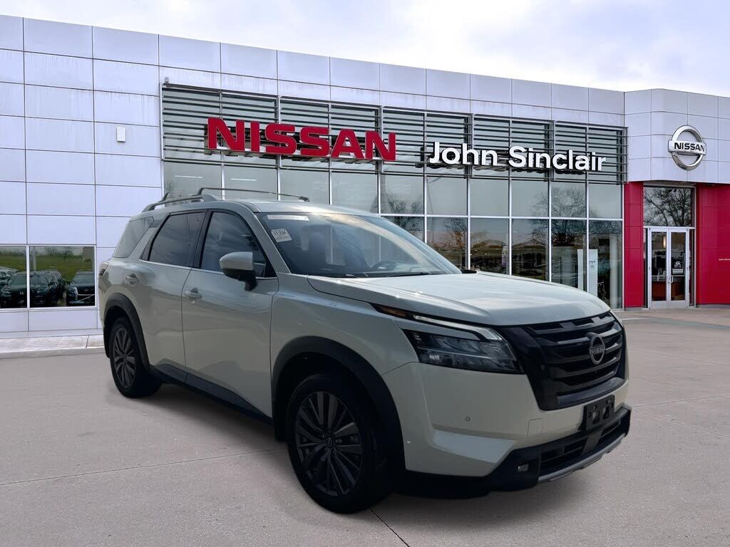 2024 NISSAN Pathfinder