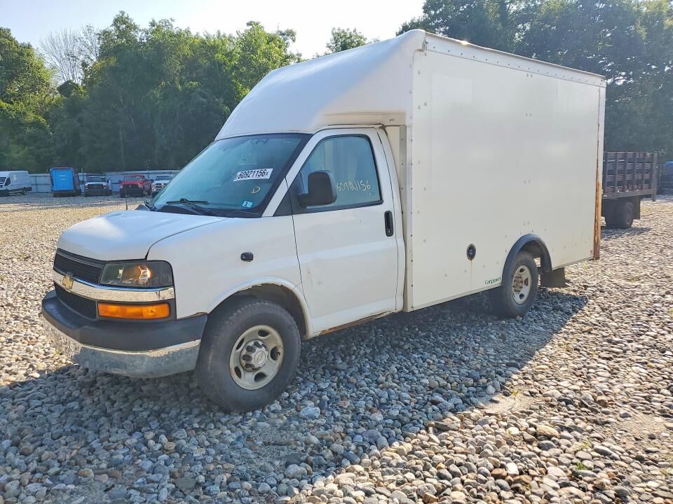 2020 CHEVROLET Express