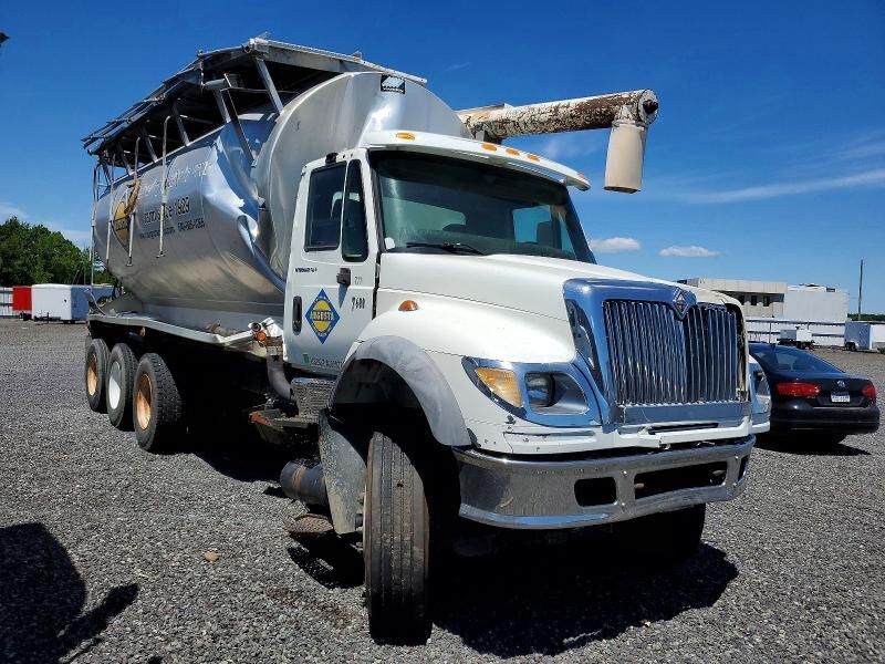 2007 INTERNATIONAL SF647