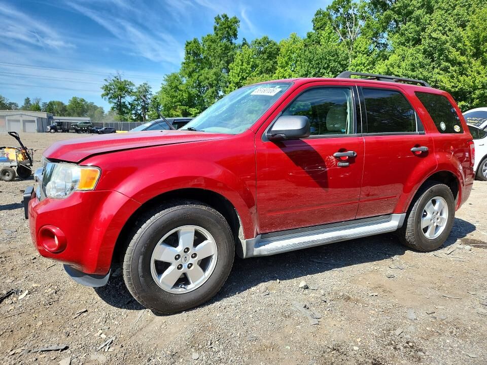 2011 FORD Escape