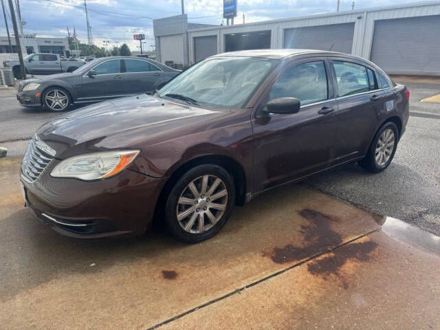 2013 CHRYSLER 200