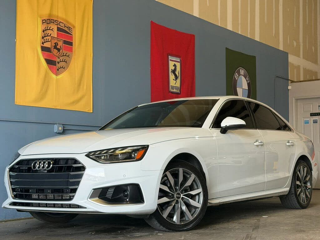2022 AUDI A4