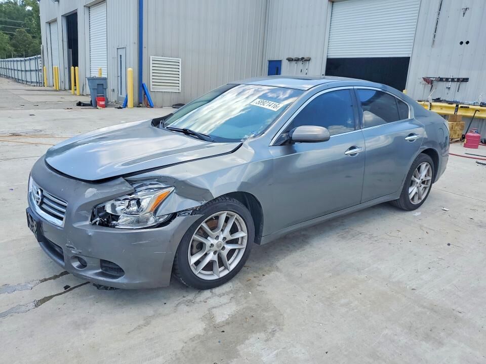 2014 NISSAN Maxima