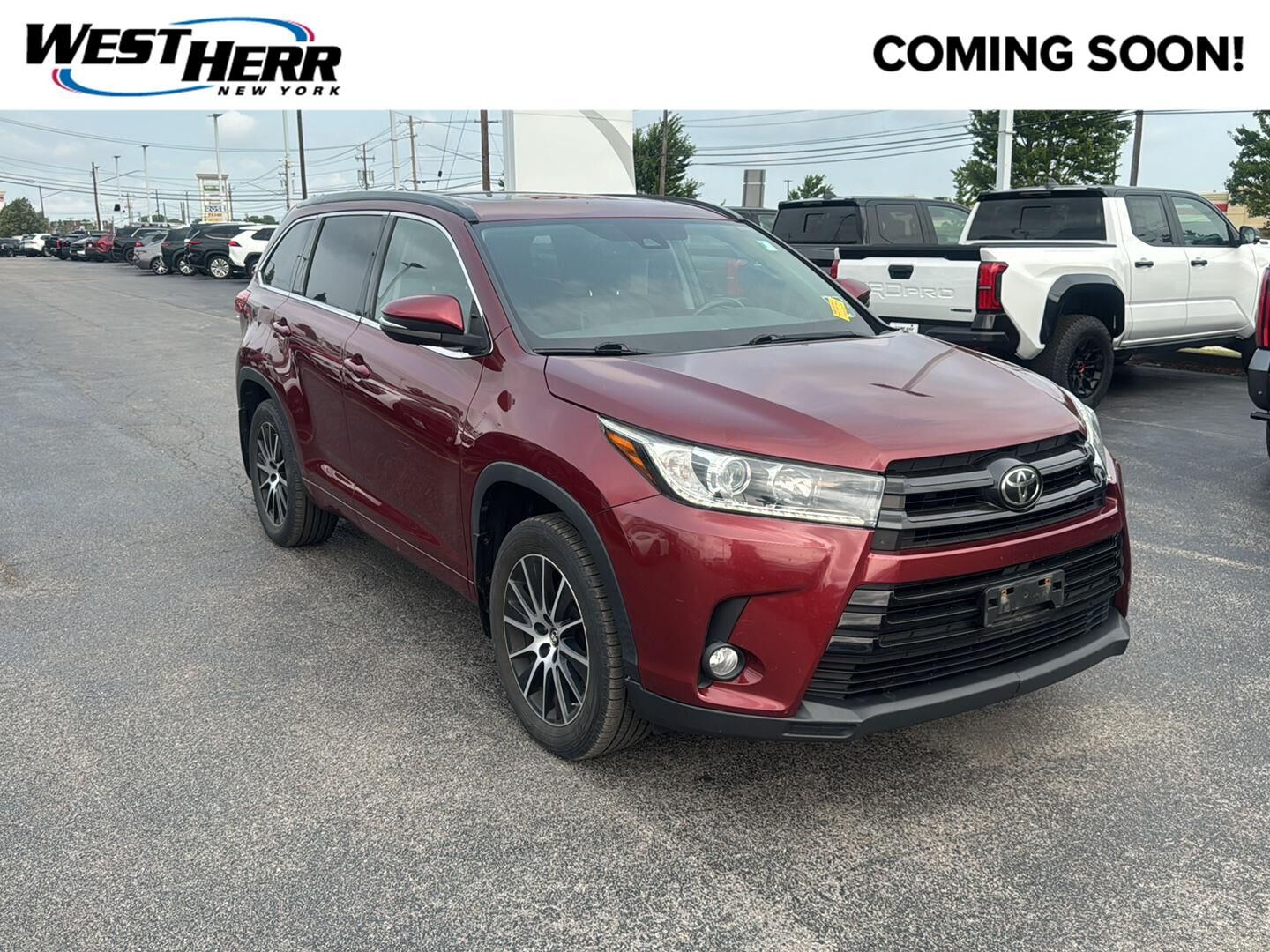 2017 TOYOTA Highlander