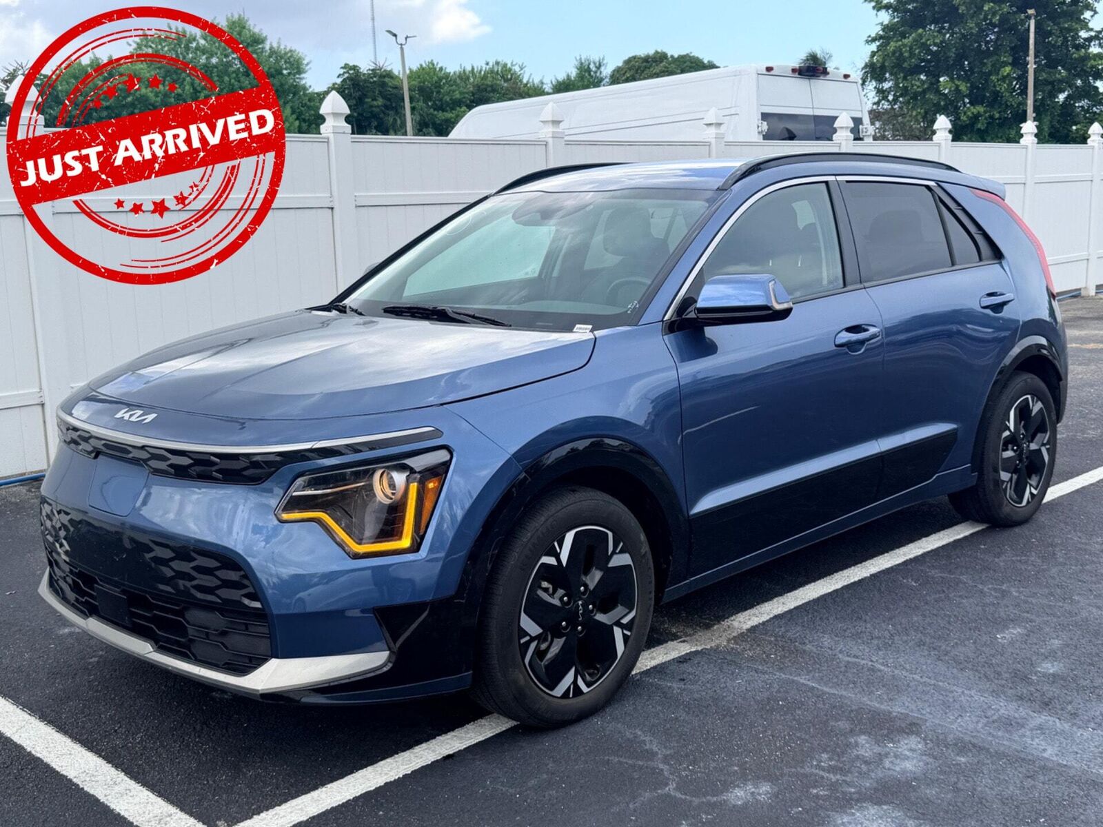 2023 KIA Niro