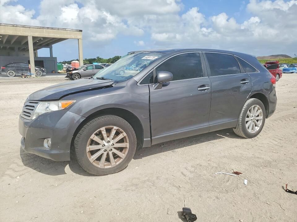 2010 TOYOTA Venza
