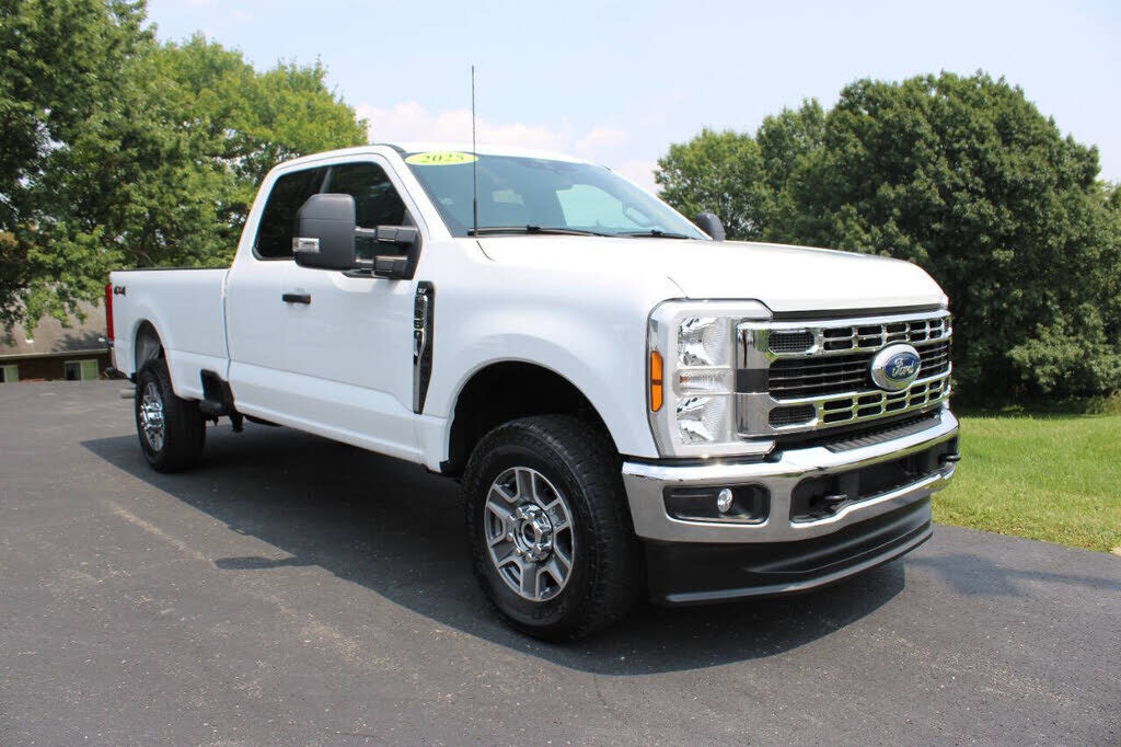2025 FORD F-350