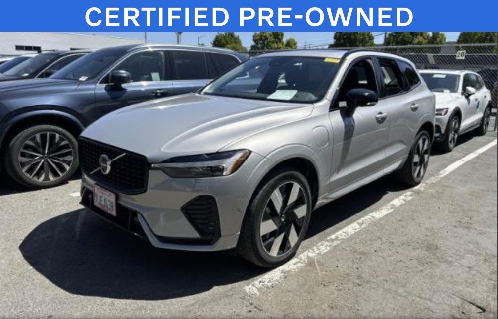 2024 VOLVO XC60