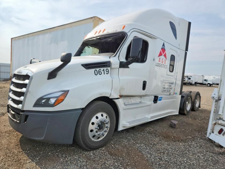 2020 FREIGHTLINER New Cascadia 126" Sleepercab