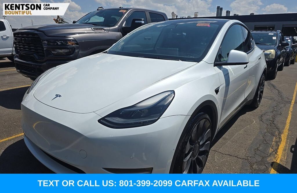 2022 TESLA Model Y