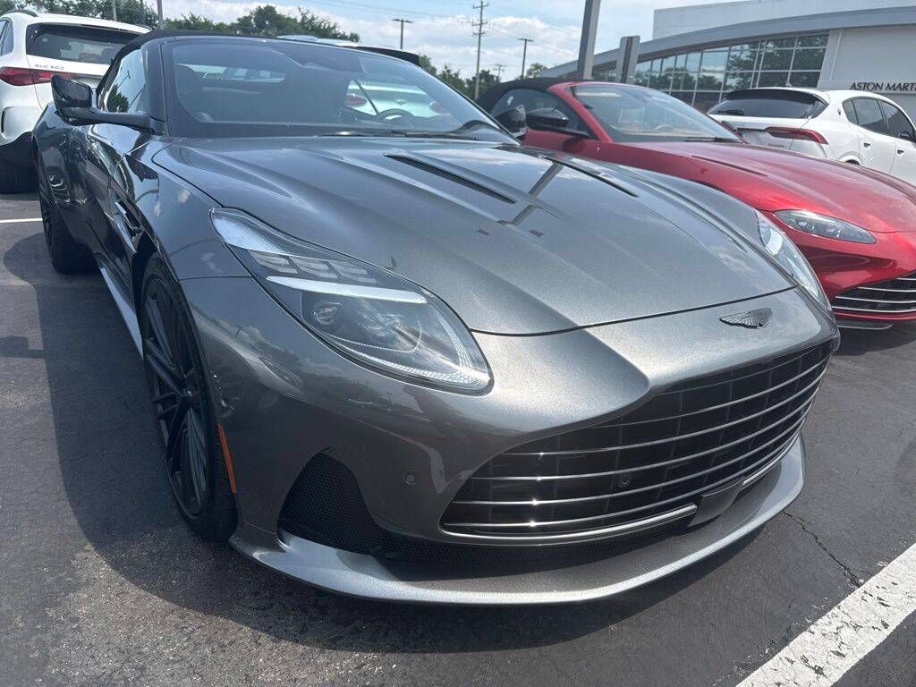 2024 ASTON MARTIN DB12